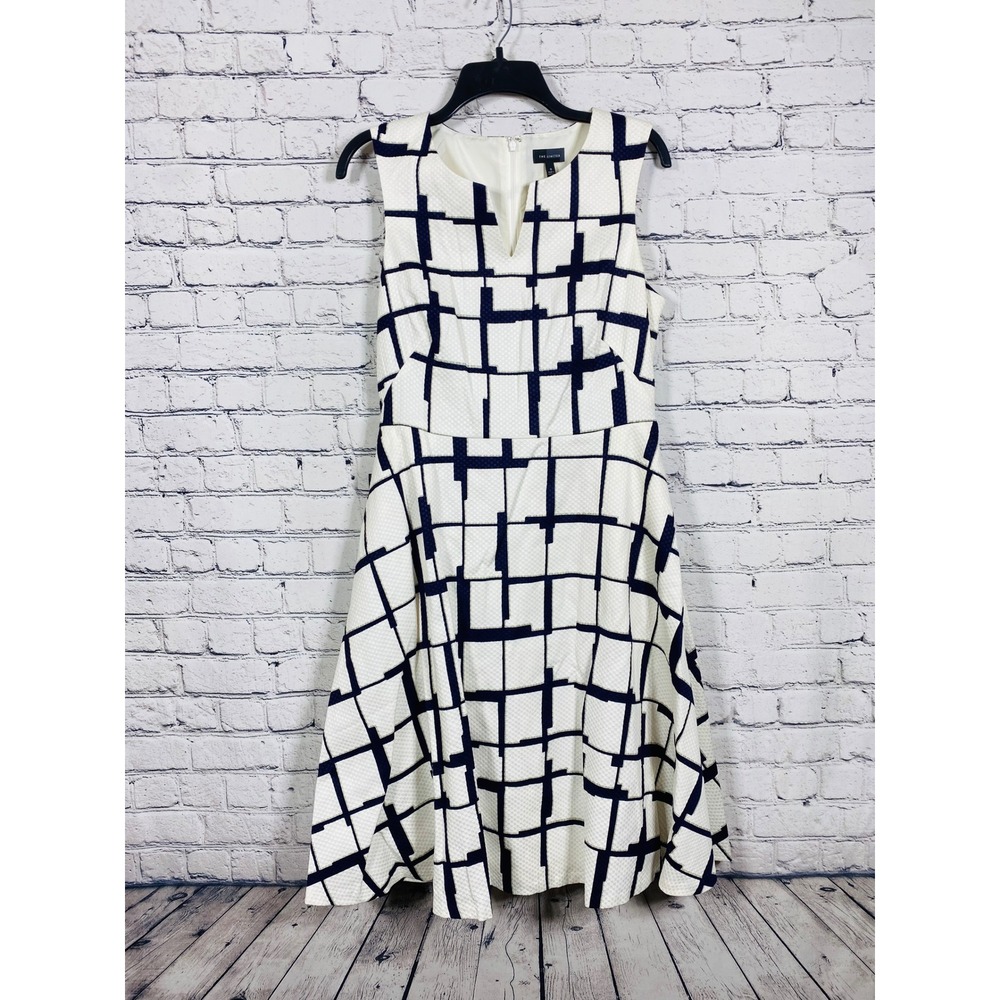 The Limited Dress Womens Fit and Flare Navy White Grid 8 NEW Sleeveless Pockets